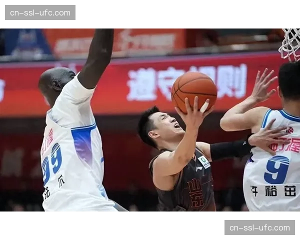 邱彪满意新外援琼斯首秀表现，山东男篮冲击季后赛席位信心增强